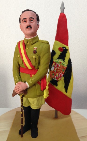 Escultura titulada "Francisco Franco" por Agustin Gomez Fuentes, Obra de arte original, Plástico