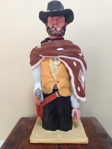 Escultura titulada "Clint Eastwood" por Agustin Gomez Fuentes, Obra de arte original, Plástico