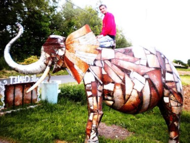 Sculpture titled "Éléphant d'Afrique" by Agostinho Dacunha, Original Artwork, Metals