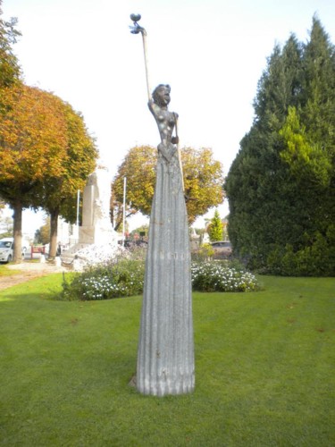 Sculpture intitulée "Miss Saint-Émilion" par Agostinho Dacunha, Œuvre d'art originale, Métaux