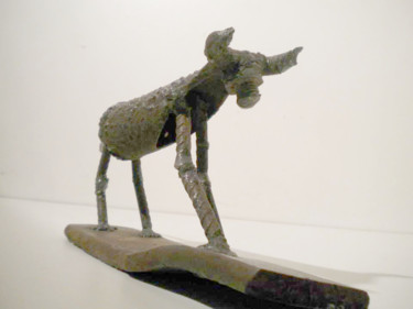 Sculpture titled "Taureau" by Agostinho Dacunha, Original Artwork, Metals
