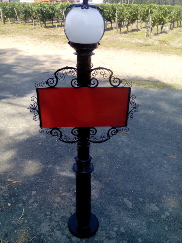 Sculpture titled "Luminaire extérieur…" by Agostinho Dacunha, Original Artwork, Metals