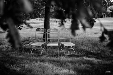 Photographie intitulée "Pause ombragée" par Agron Salija, Œuvre d'art originale, Photographie numérique