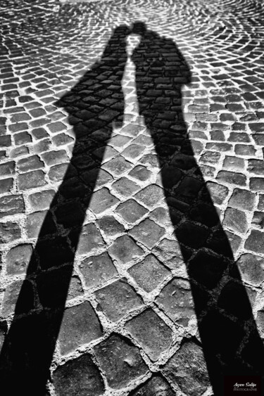 Photographie intitulée "ombre de l'amour" par Agron Salija, Œuvre d'art originale, Photographie numérique