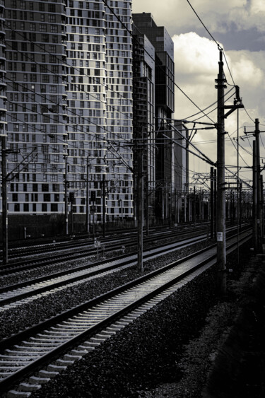 Photography titled "Rails and lifes- III" by Ahmet Reha Demir, Original Artwork, Non Manipulated Photography