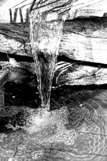 Photographie intitulée "522, fontaine (2529…" par Michel Akli, Œuvre d'art originale, Photographie non manipulée