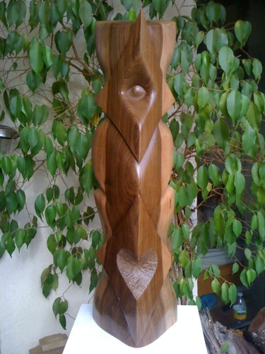 Sculpture titled "On ne voit bien qu'…" by Dal, Original Artwork, Wood