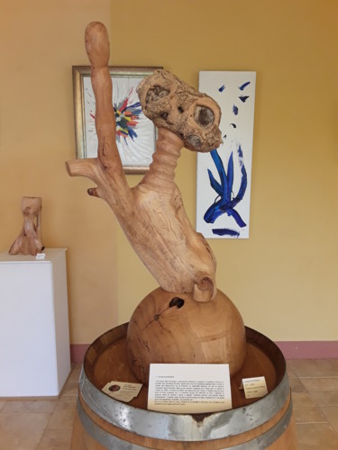 Sculpture titled "E.T." by Dal, Original Artwork, Wood