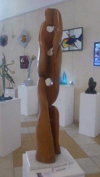 Sculpture intitulée "Baiser à la mer" par Dal, Œuvre d'art originale, Bois