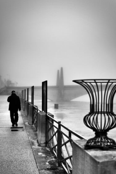 Photography titled "Brouillard, Quai Ga…" by Alain Rappeneau, Original Artwork, Digital Photography