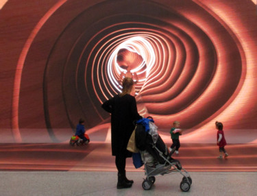 「The tunnel」というタイトルの写真撮影 Alain Rempferによって, オリジナルのアートワーク