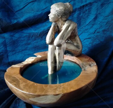 Sculpture intitulée "Assise au bord de l…" par Alain Ravaut, Œuvre d'art originale, Bronze
