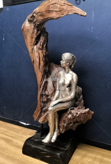 Skulptur mit dem Titel "Daphné" von Alain Ravaut, Original-Kunstwerk, Bronze