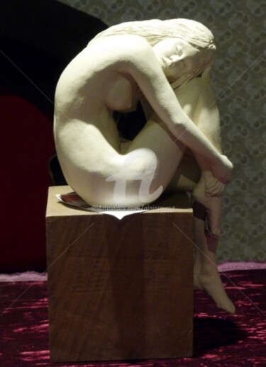 Sculptuur getiteld "la dormeuse(terre c…" door Alain Ravaut, Origineel Kunstwerk