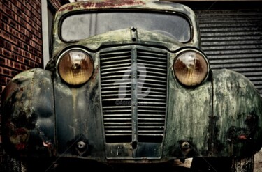 Photographie intitulée "Car#01" par Alanig Keltz, Œuvre d'art originale