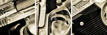 Photographie intitulée "Gun" par Alanig Keltz, Œuvre d'art originale