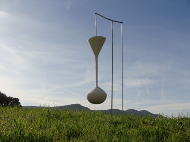 Skulptur mit dem Titel "a matter of time" von Alberto Kissola, Original-Kunstwerk