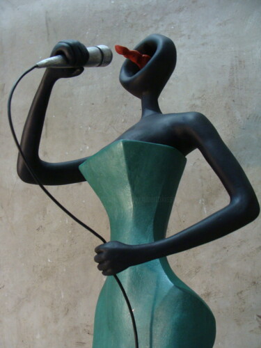 Sculpture titled "tina2" by Alberto Kissola, Original Artwork, Resin