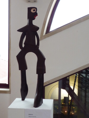 Escultura intitulada "Madona" por Alberto Kissola, Obras de arte originais, Outro