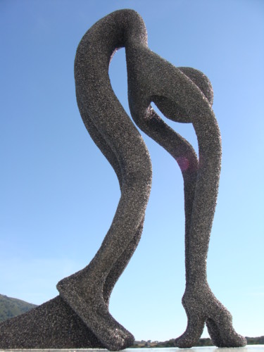 Sculpture titled "100 mt" by Alberto Kissola, Original Artwork, Resin