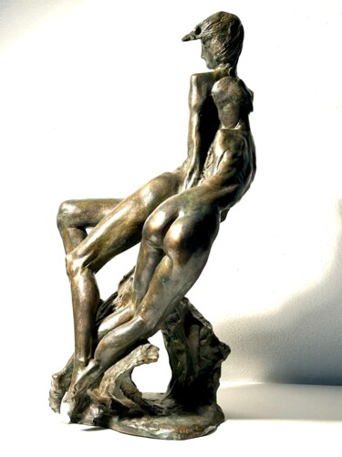 Sculpture titled "Oltre l'amicizia" by Aldo Falchi, Original Artwork, Bronze