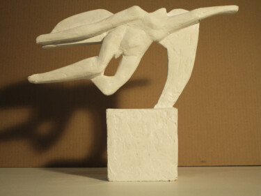 Sculpture intitulée "ИКАР" par Aleksei Filippov, Œuvre d'art originale, Papier mâché