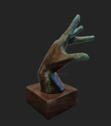 Escultura titulada "La mano flamenca" por Alejandra Valeiro, Obra de arte original, Arcilla