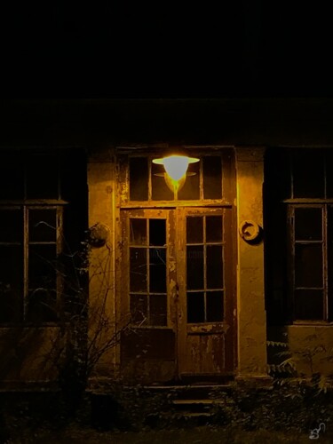 Fotografie getiteld "Home" door Aleksandr Shepelev, Origineel Kunstwerk, Digitale fotografie