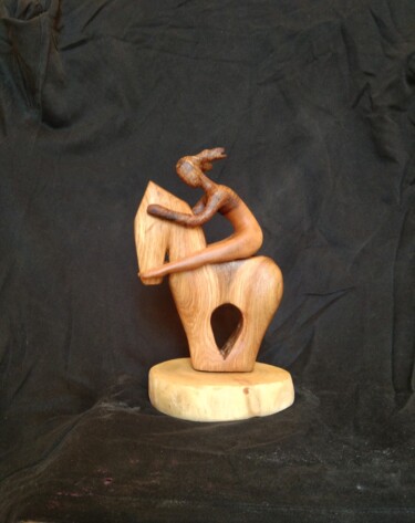Sculpture titled "Amazon" by Aleksandr Stepanov, Original Artwork, Wood