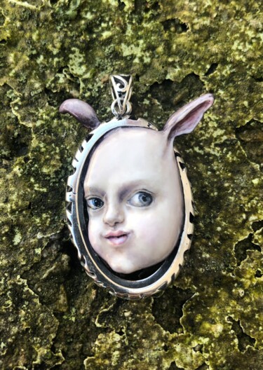 Design intitulée "Bunny" par Aleksandr Volkov, Œuvre d'art originale, Bijoux