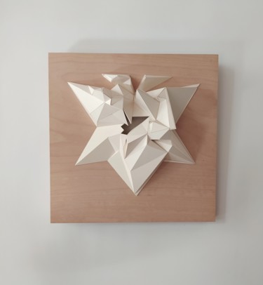 Skulptur mit dem Titel "Interspace" von Aleksandra Petkovic, Original-Kunstwerk, Holz