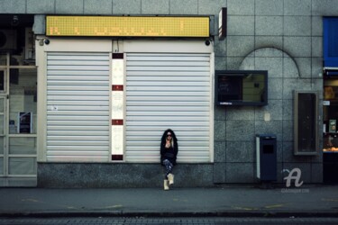 Photographie intitulée "City life" par Alen Gurovic, Œuvre d'art originale, Photographie numérique