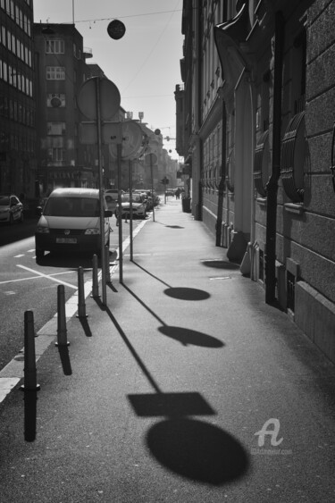 Фотография под названием "Shadows of objects" - Alen Gurovic, Подлинное произведение искусства, Цифровая фотография