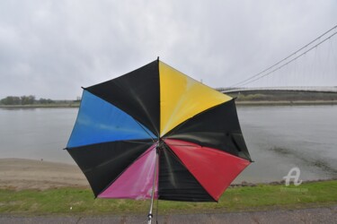 Photography titled "Umbrella v3" by Alen Gurovic, Original Artwork, Non Manipulated Photography