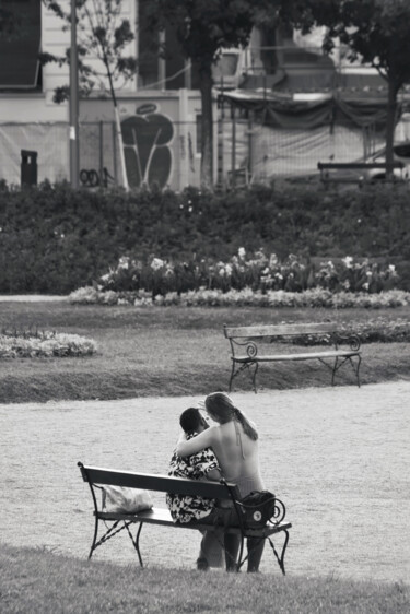 Photography titled "Two People Sitting…" by Alen Gurovic, Original Artwork, Digital Photography