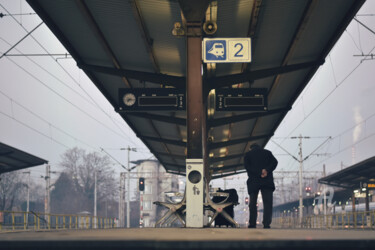 Photography titled "Waiting for the tra…" by Alen Gurovic, Original Artwork, Non Manipulated Photography