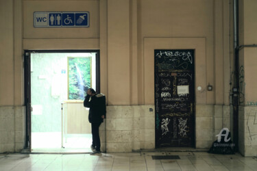 Fotografía titulada "Public toilet" por Alen Gurovic, Obra de arte original, Fotografía digital