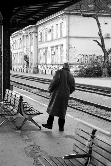 Photography titled "Levitation of the l…" by Alen Gurovic, Original Artwork, Digital Photography