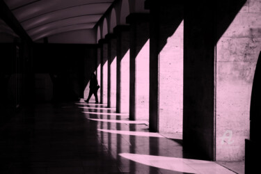Photographie intitulée "Light on the right…" par Alen Gurovic, Œuvre d'art originale, Photographie numérique