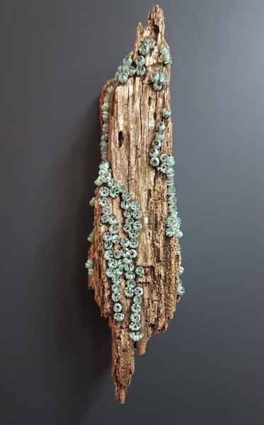 Skulptur mit dem Titel "Spring Air" von Alesea Iacub, Original-Kunstwerk, Holz