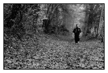 Photographie intitulée "Jogging un matin d'…" par Jean-Louis Alessandri, Œuvre d'art originale