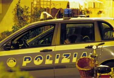 Fotografia intitolato "Polizia di Stato in…" da Alessandro Lisci, Opera d'arte originale