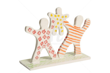 Sculpture titled "Happy-family-baby-i…" by Aleth Manière, Original Artwork, Ceramics