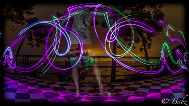 Photographie intitulée "Lightpainting Skate" par Babz, Œuvre d'art originale, Light Painting