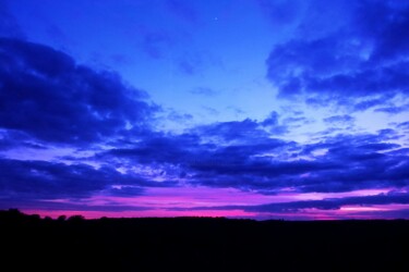 Fotografia intitolato "Violet sunset" da Alex Barba, Opera d'arte originale
