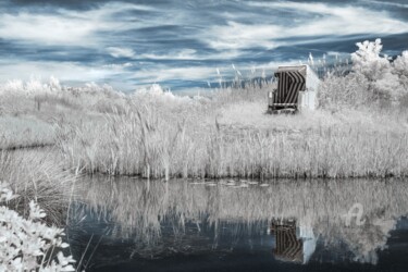 Photographie intitulée "Lonely Beachday" par Alexander Leng, Œuvre d'art originale