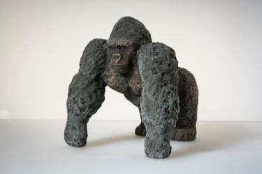 Sculpture intitulée "Горилла/Gorilla" par Aleksandr Perminov, Œuvre d'art originale, Bronze