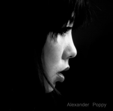 Photographie intitulée "Lala profile bw" par Alexander Poppy, Œuvre d'art originale