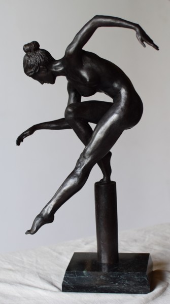 Scultura intitolato "Antonina" da Alexandr Karat, Opera d'arte originale, Bronzo