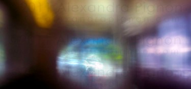 Фотография под названием "In Da Bus #4 Nuuanu…" - Alexandra Pignon, Подлинное произведение искусства, Цифровая фотография Ус…